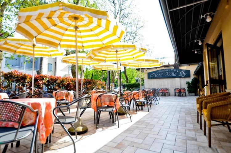Hotel Residence Villa Lily Cesenatico Exterior photo