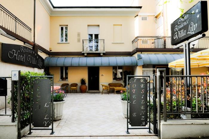 Hotel Residence Villa Lily Cesenatico Exterior photo